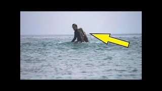 Quelque chose s'est approché de ce surfeur par-derrière, mais ce n’était pas ce qu’il croyait ! by Merveilles Du Monde 12,303 views 1 year ago 3 minutes, 6 seconds