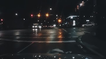 Adaptive Decision-Making at Traffic Lights: Navigating a Right Turn