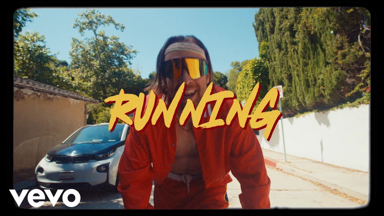 Guarda Blame My Youth - Running (Lyric Video) su YouTube Guarda Blame My Youth - Running (Lyric Video) su YouTube