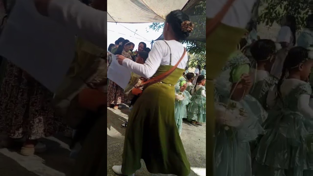 Pagtawag sa mga sponsors, Ang daming pila ng mga sponsors 