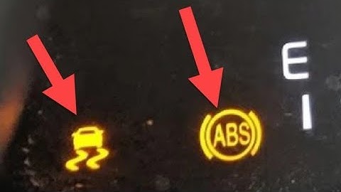 Hoe u het ABS-lampje en het tractiecontrolelampje kunt repareren en resetten als het blijft brand...