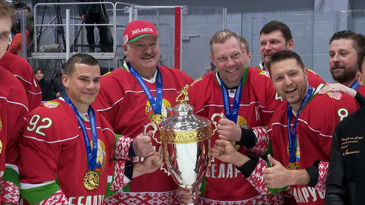 Президентская команда. Хоккей команда. Команда лучших. Спортивная команда. Лукашенко хоккеист.