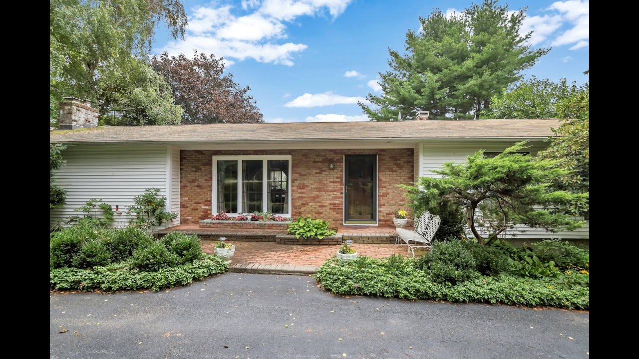 Real Estate Video Tour 185 Layton Road Stanfordville, NY 12581