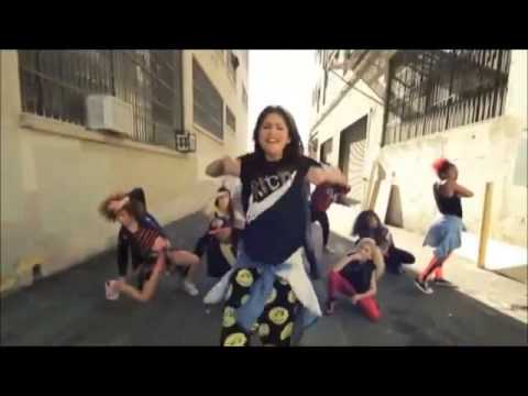 Zendaya's 1st Official Dance Video - YouTube