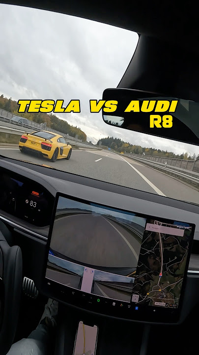 Cheapest Tesla Model S vs stage 1 Audi R8 on German autobahn! Tesla 🔋 70%