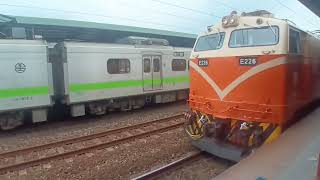 516次新竹發車,本務E226電力機車