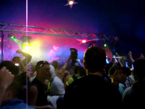 Bryan Kearney @ Planet Love Ireland 2009 playing N...