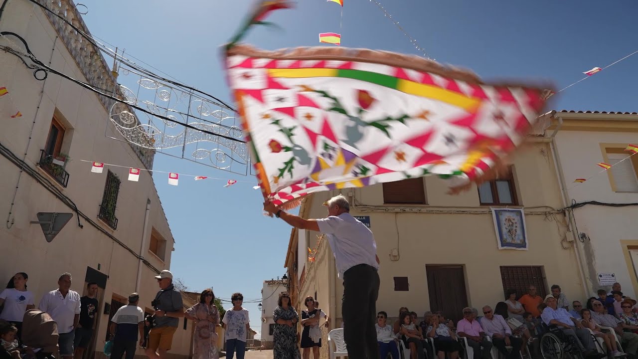 Fiesta de la Virgen de la pita 2024 Casasimarro. Correr la bandera