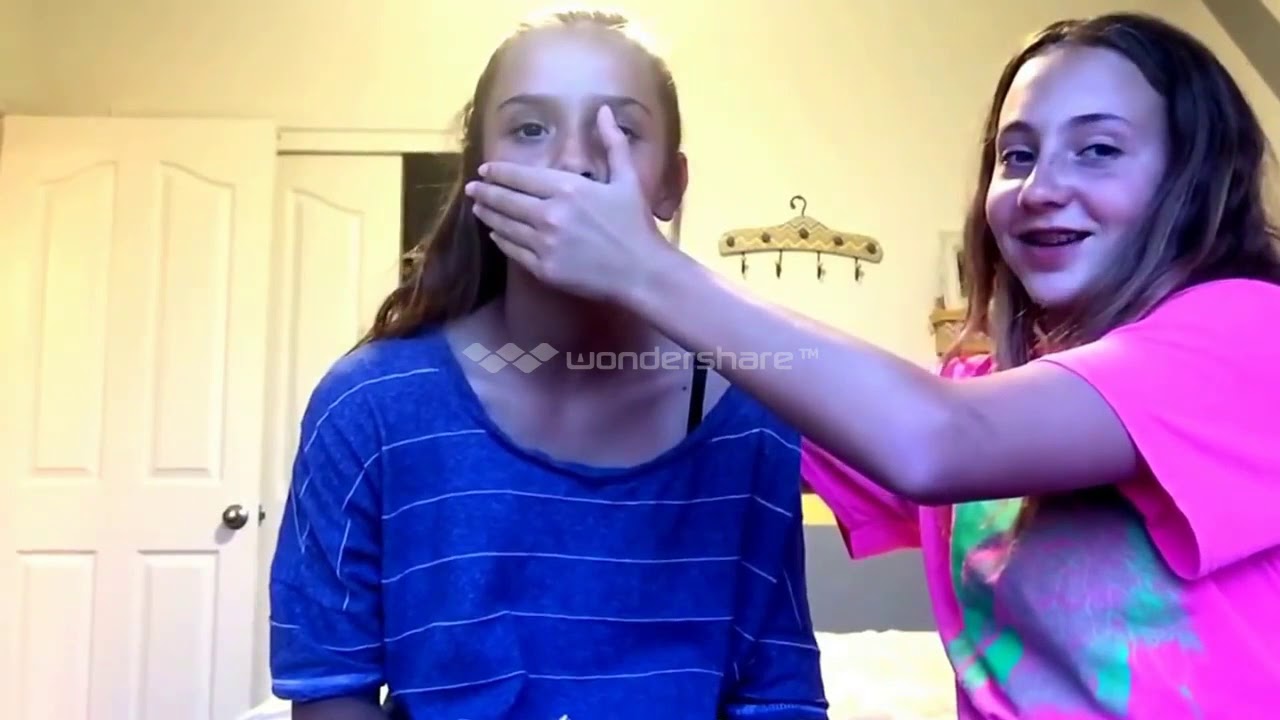 Handgag. Mertensdrisa handgag. Handgag handsmother девушек. Handgag fm. Handgag handsmother в перчатках