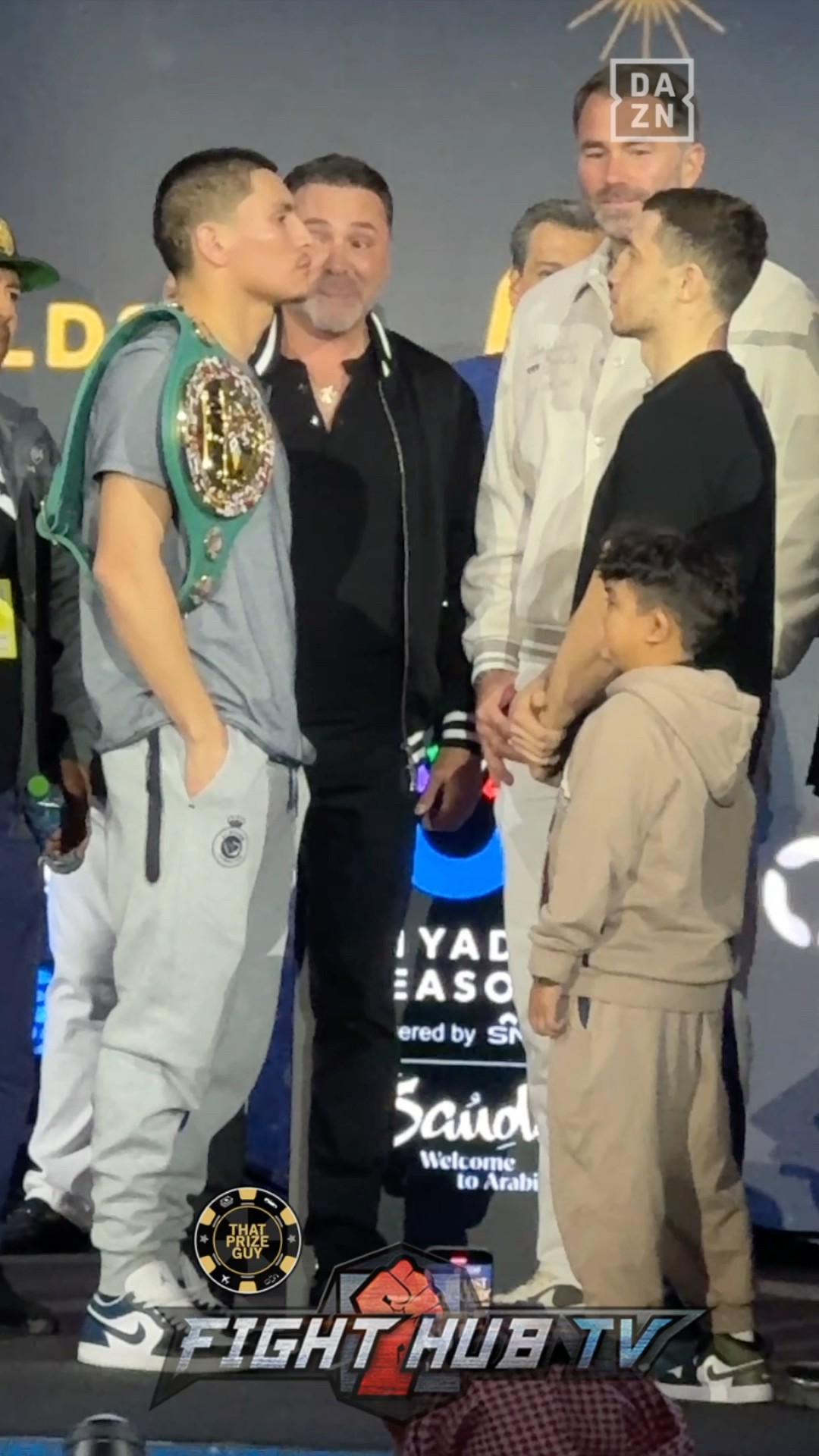 Vergil Ortiz STEPS to Madrimov at Final Face off at weigh-ins!