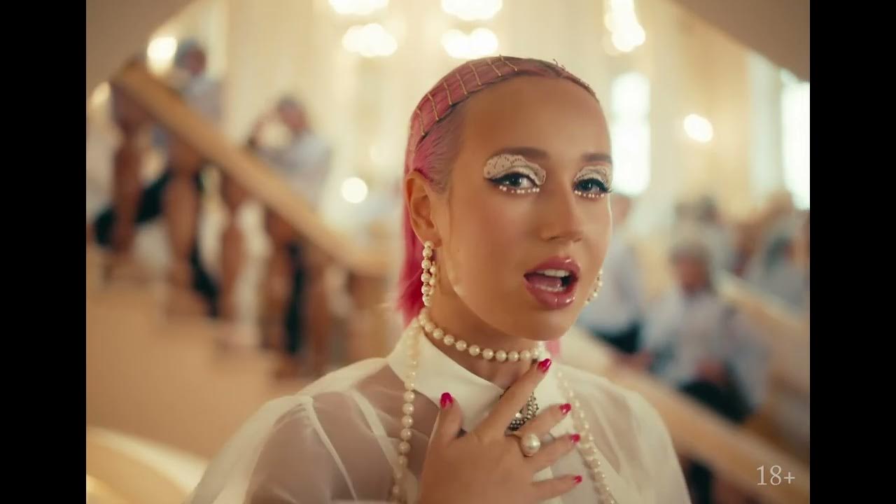 эмма уотсон ла ла ленд. ла ла лайв. клава кока ла ла фото. ла ла лайв. клава коко ла ла ла.