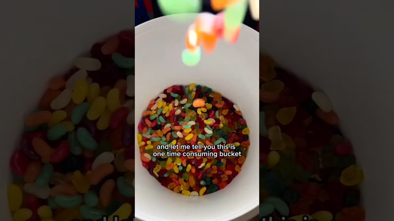 КАРЕН против Pick n Mix Worker!!