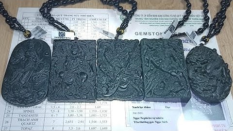 Mặt dây chuyền đá ngọc bích rất đẹp 😍 568k 1 mặt có giấy kiểm định và freeship toàn quốc