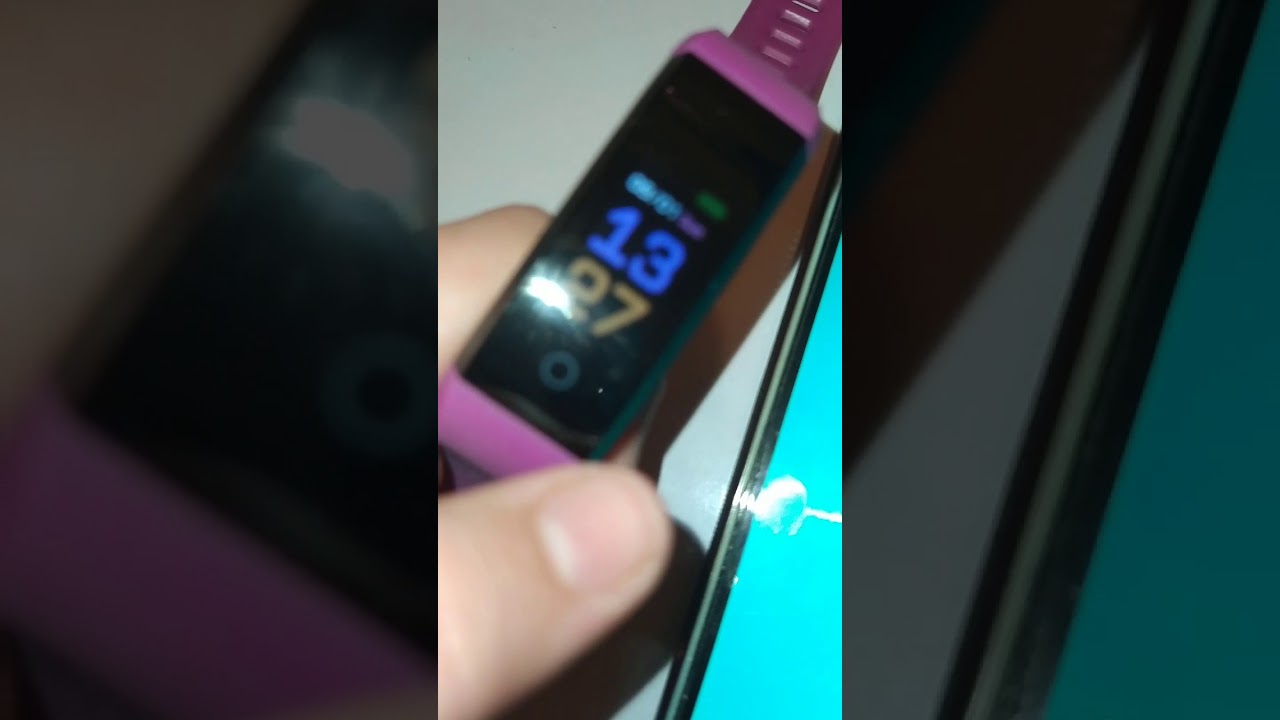 Como cambiar la hora en un reloj smart band - YouTube