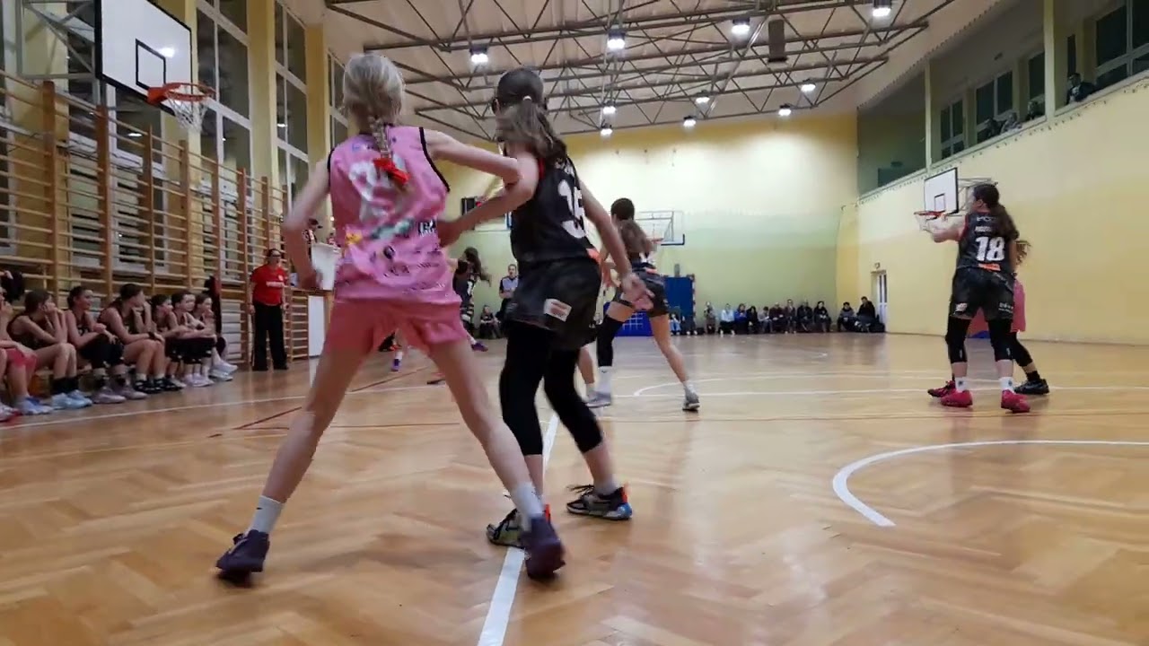 Widzew Łódź - PTK Furta Pabianice u13k III kwarta 27.02.2027