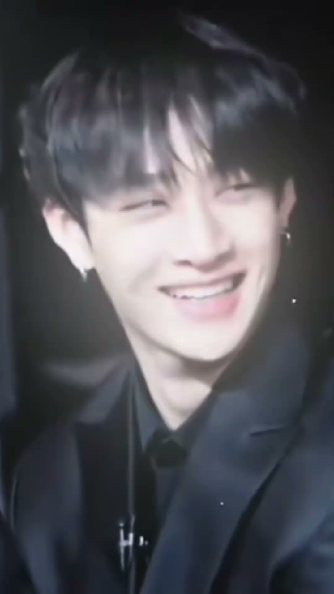 Channie🐺 #straykids - YouTube