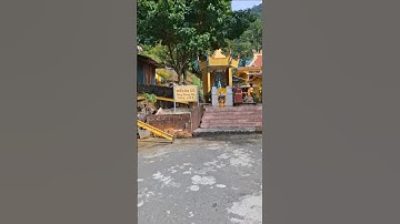 Miếu Ba Cô ở Đèo Bảo Lộc, tỉnh Lâm Đồng #travel #dulich