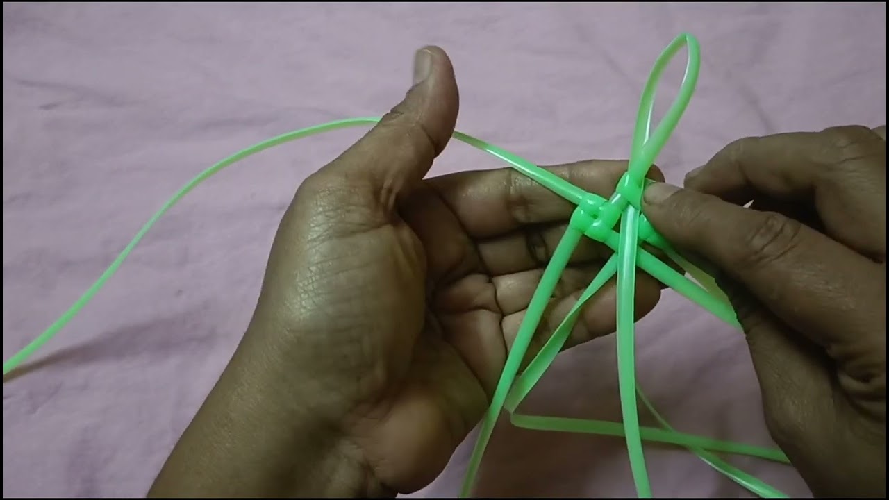 #Crosscut #basket  part1#plasticwire #bag #easyfor #beginner #trending #trendingvideo #handmade #diy