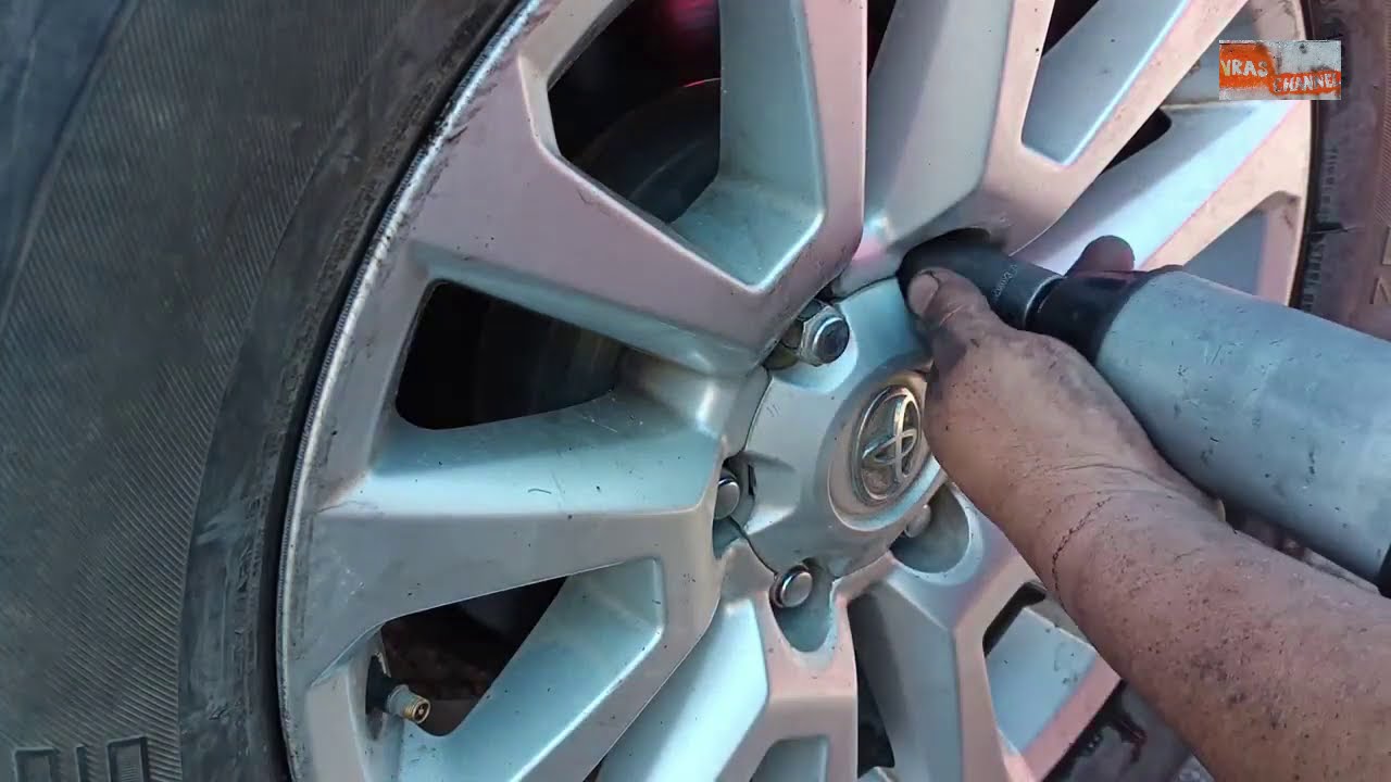 Toyota Land Cruiser Prado Change Tires YouTube