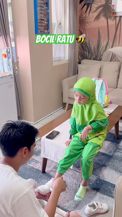 Little wasp queen 😂 #shortviral #shortsvideo #shorts #trending #viralvideo #fyp #funny #lucu