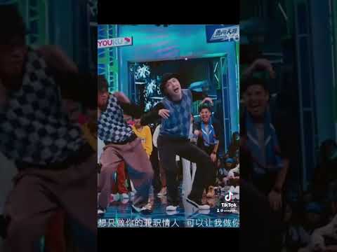 Lay 1st DanceBattle Of Season 4 StreetDanceOfChina EXO EXOL Layzhang