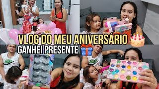 FIZEMOS UM BOLO PRA COMEMORAR MEU ANIVERSÁRIO 🎂 VEM COMEMORAR COM NÓS🥳 GANHEI presente do meu MARIDO