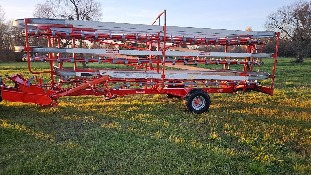 Fella Perfect BA 125 | Bale trailer at work