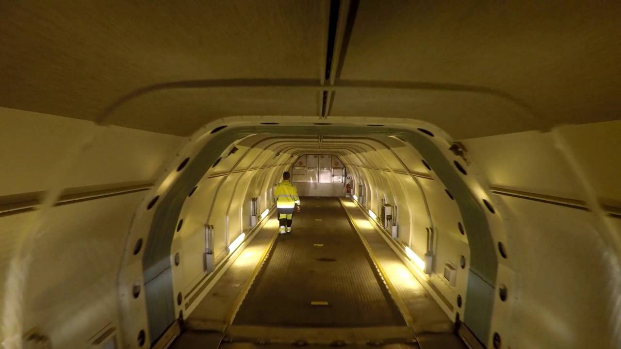 Boarding to car train at Pasila (Helsinki) YouTube