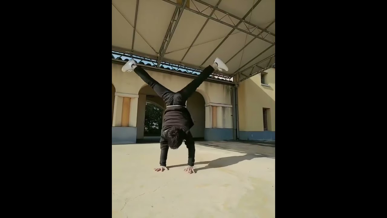 人間扇風機】ワンピース サンジ！ - YouTube