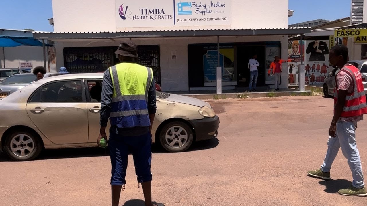 Walking the streets of Gaborone - African Mall - Botswana 🇧🇼 