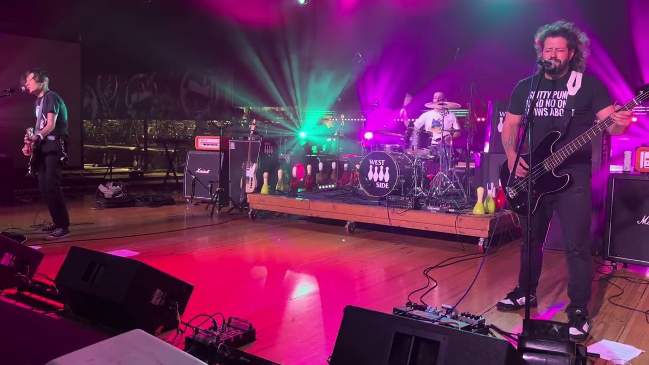 Beatnik Termites - Live At Mom's Basement Fest 2023 - Out Of My League/ When She's Nearby