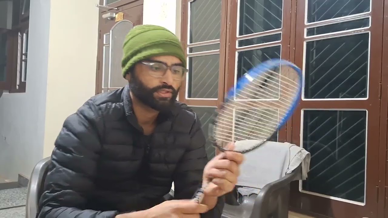 How to fix a broken string of badminton racket 🏸🏸 at home.