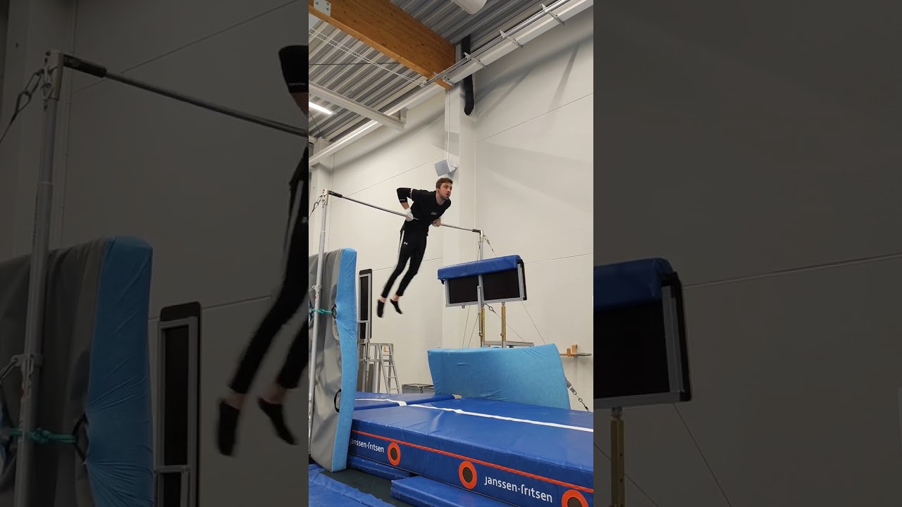 Entry video never offline competition