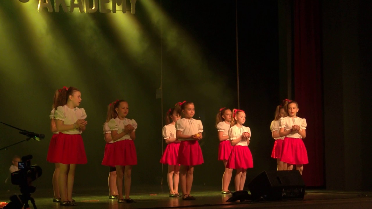 ARS Academy-záverečný koncert, tanečný odbor PE, 4.ZŠ PE - ľudové pásmo