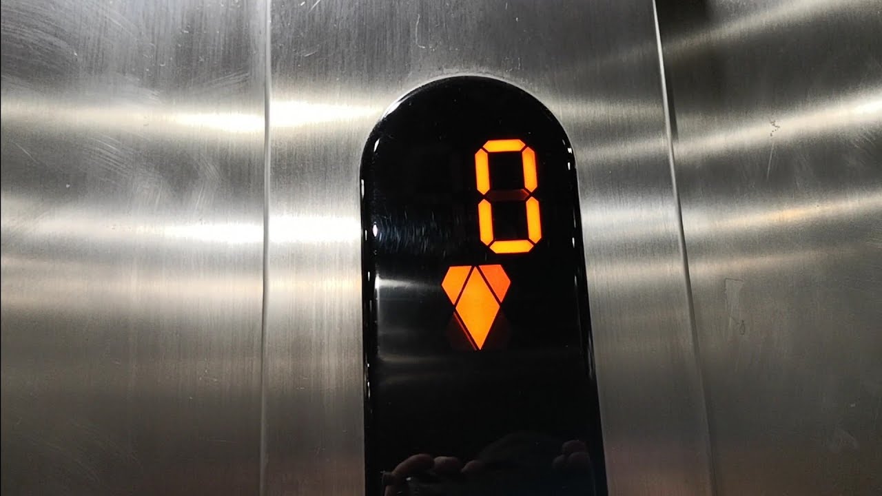 (Poprawa filmu) Lift tour, Bonarka City Center, Kraków