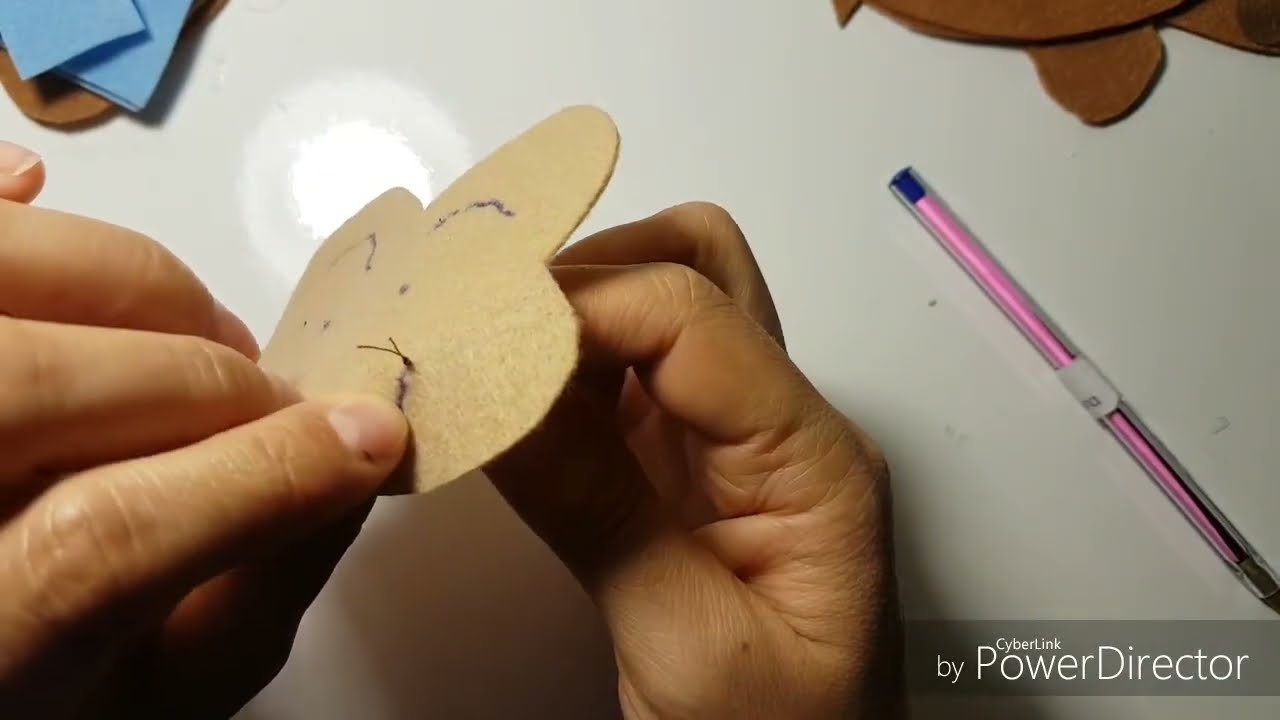 Artesanato em Feltro como fazer BOCA E SOBRANCELHA nos PERSONAGENS-DIY
