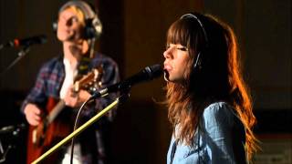 Bbc Radio 1   Lounge  Carly Rae Jepsen Performs A Cover Of Runaways