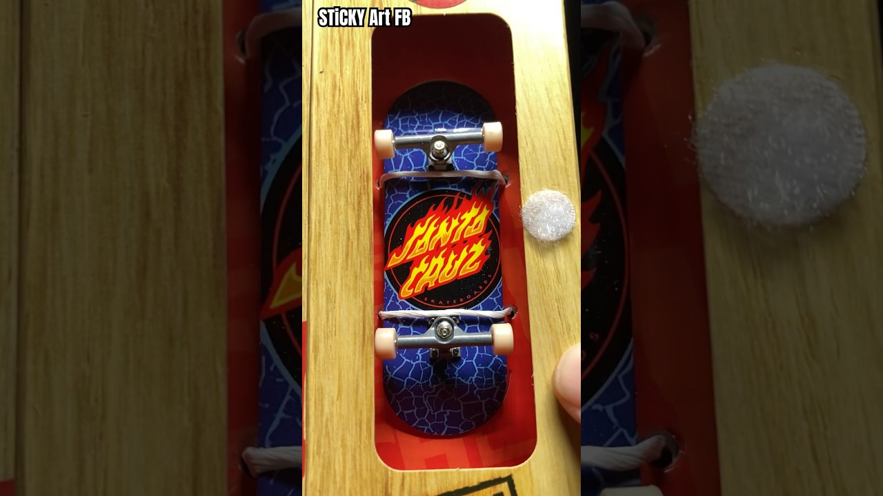 Santa Cruz 🔥Tech deck Performance Series Closeup  