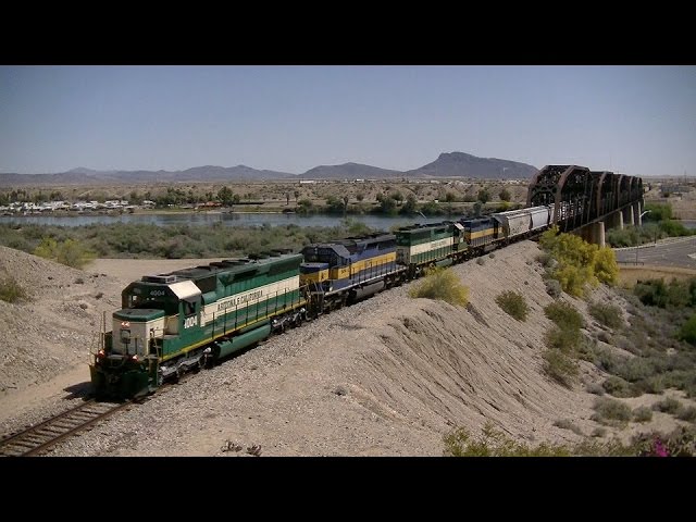 Railroad Mainline Arizona & California Railroad in the California Desert 