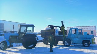 картинка: Начали завоз удобрений: разгрузка с МТЗ-82, Т-150К, МТЗ-1221, погрузчик ТО-30 и АП-4014. (Часть 2.)