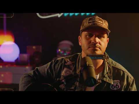 Logan Mac - "Overlook Alot" (Live at The Print Shop)