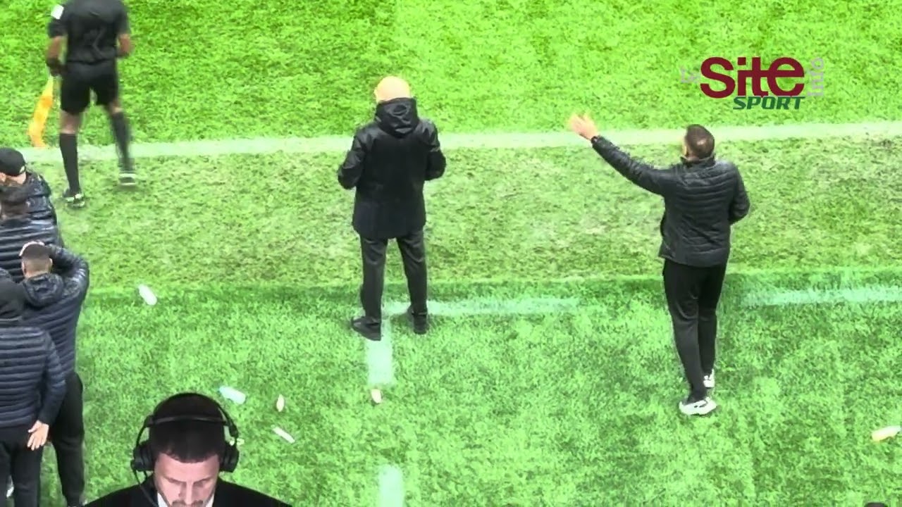 الركراكي في صدمة ومدرب السنغال يرفض مصافحته بعد إطلاق الحكم صافرة نهائي "الكان"