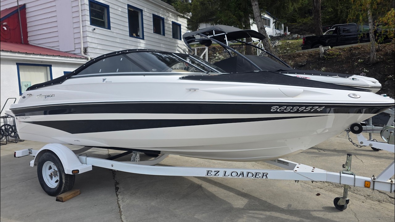 ⁣2007 Campion 545 - Volvo Penta 4.3GL - Trailer