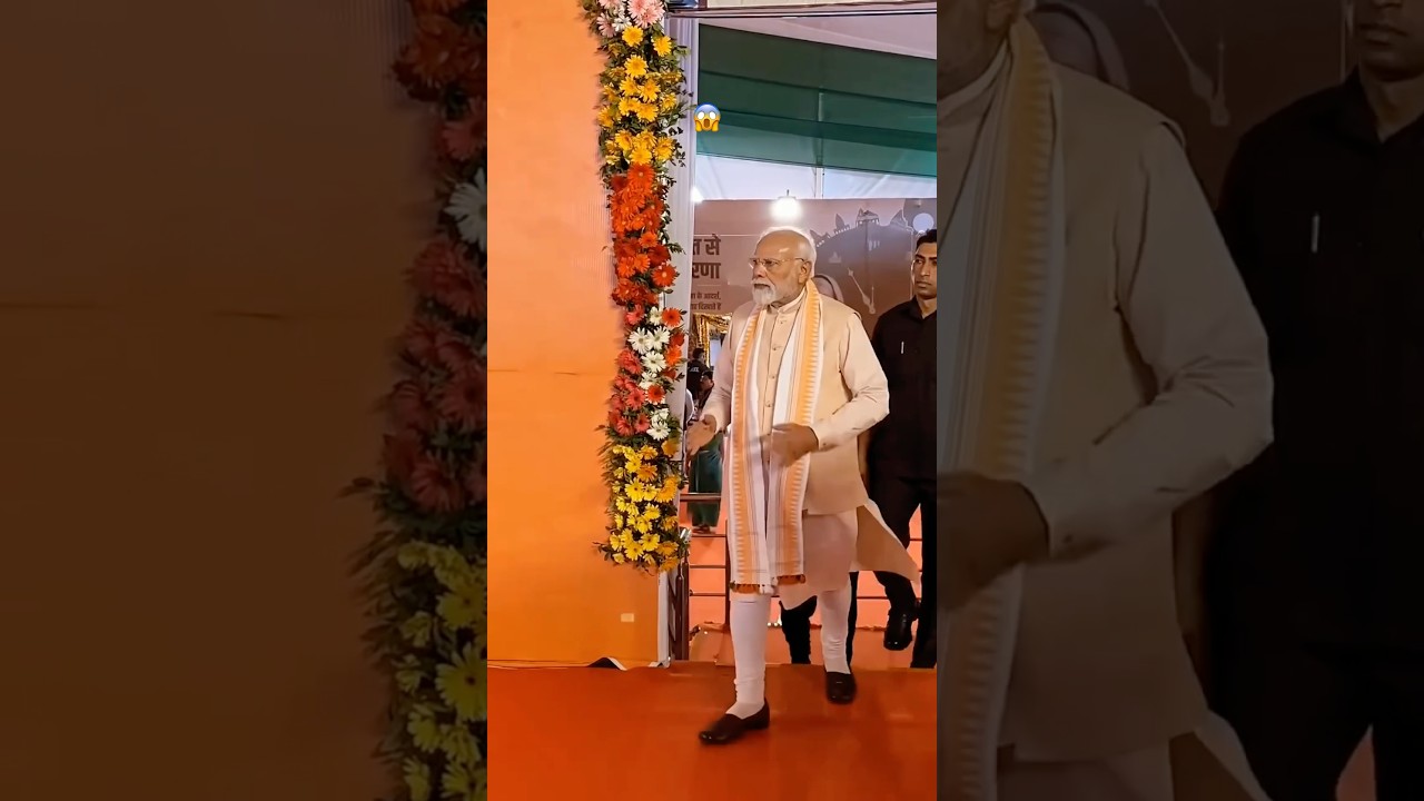 Deepak ko Modi ne Dubai se laye 😱😱|