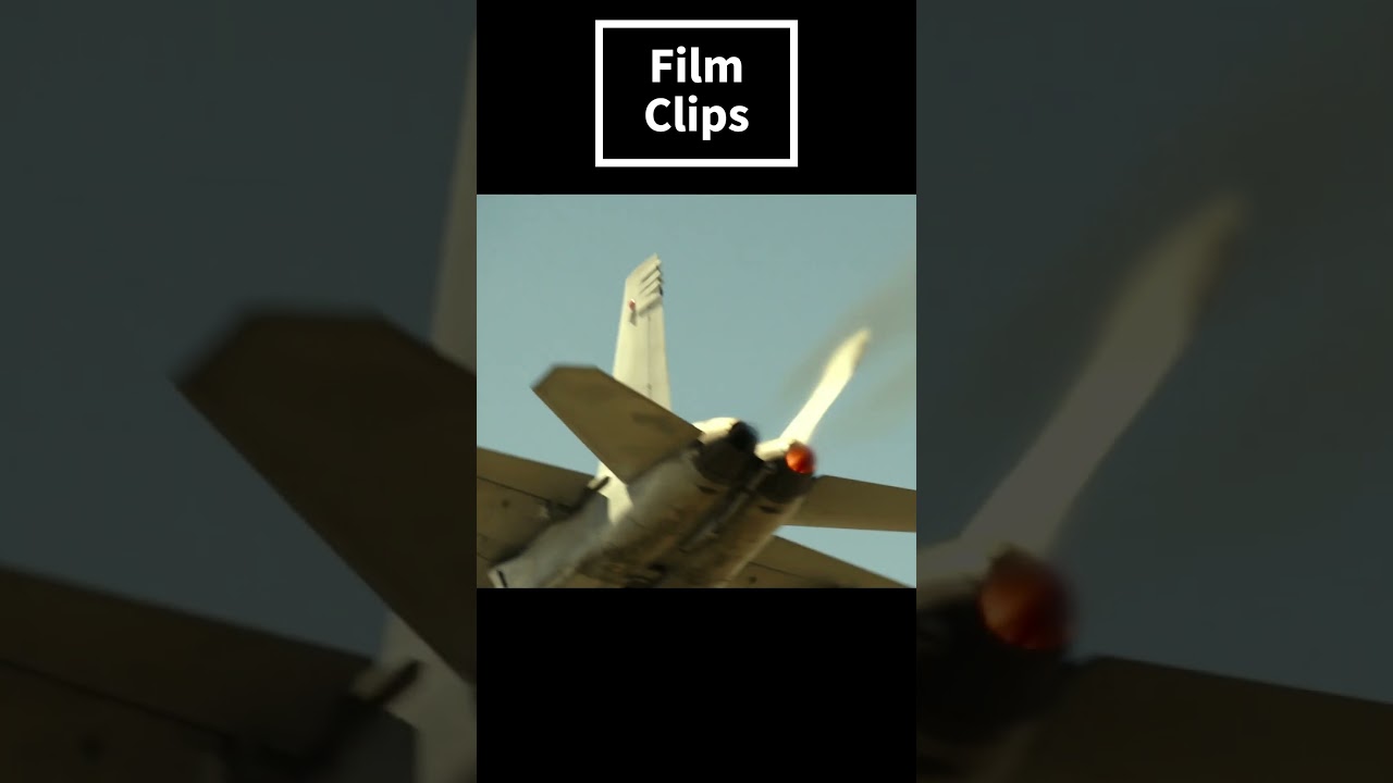 Top Gun Maverick - Bird-strike Scene (HD) 