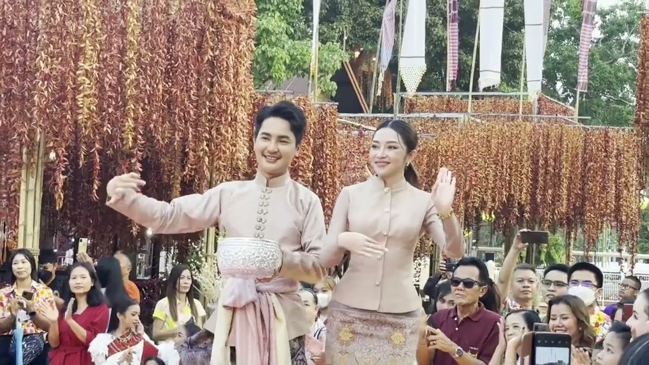 เบื้องหลังรำวงวันสงกรานต์ ร้อยจากใจไทยขอนแก่น แอนxบอย