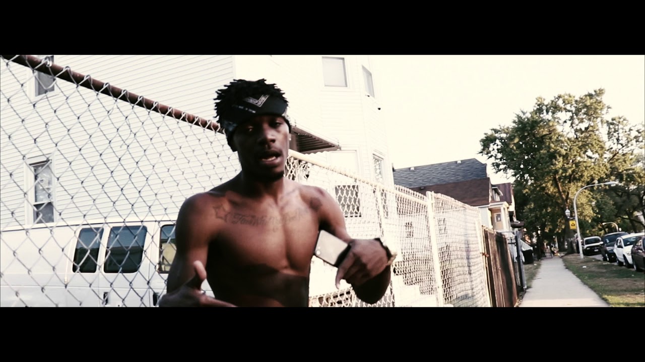 Guarda El Pluggo - Free Smoke FREESTYLE (shot by: @DDICINEMA) su YouTube Guarda El Pluggo - Free Smoke FREESTYLE (shot by: @DDICINEMA) su YouTube