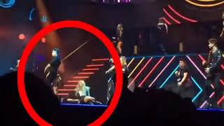Algunas Caidas De Karol Sevilla En Concierto Soy Keillyn