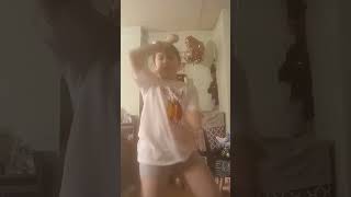 I really love this song so much it really slays and I seen a lot of people do it before #thestrumbe