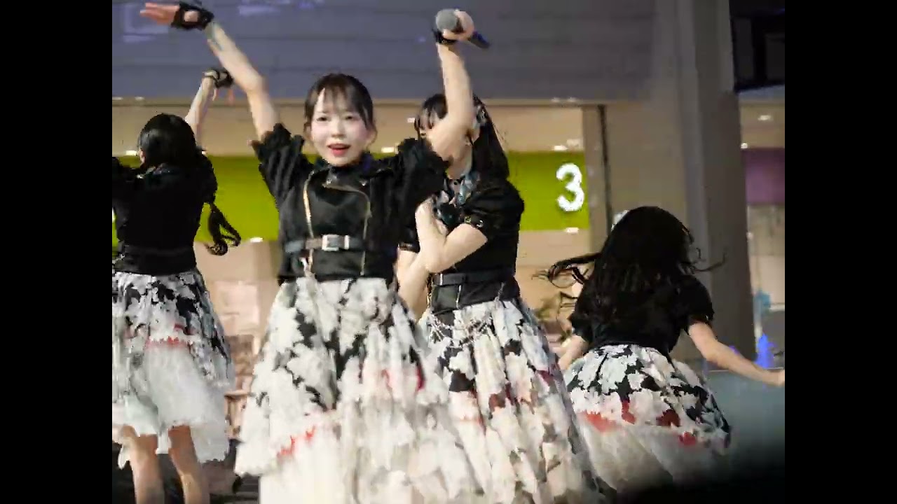 260127_AsIs DRIVE to 2nd YEAR ANNIVERSARY LIVE -GEAR 1ST-  FREE LIVE@サンシャインシティ噴水広場②